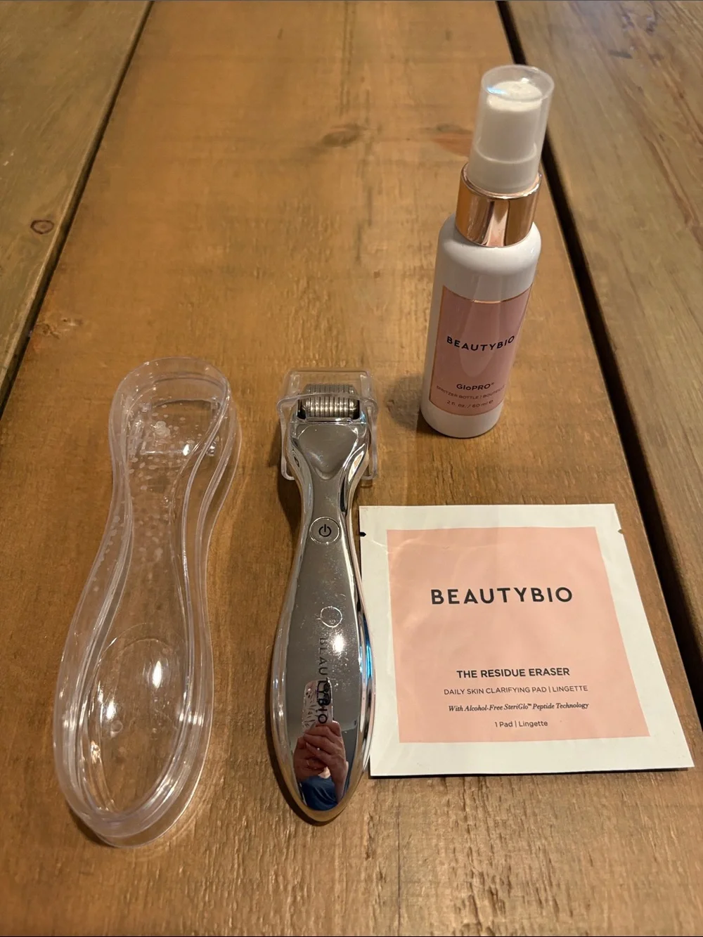 BeautyBio GloPRO Microneedling Tool